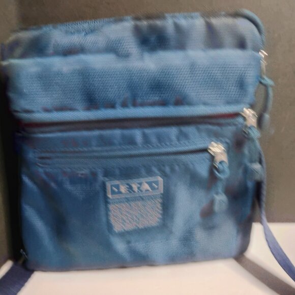 ETA Everyday Travel Adventure Crossbody Bag Blue - Picture 4 of 12
